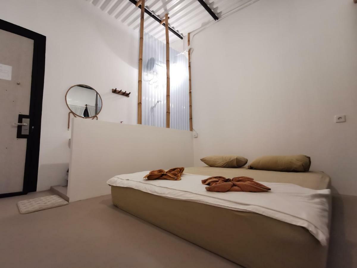 Hotel Bat & Arrow Padang  Pokoj fotografie